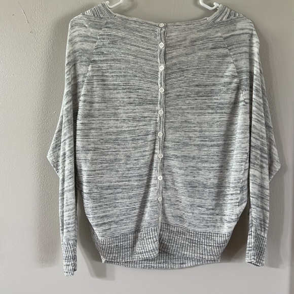 Lole sweater - Picture 2 of 5